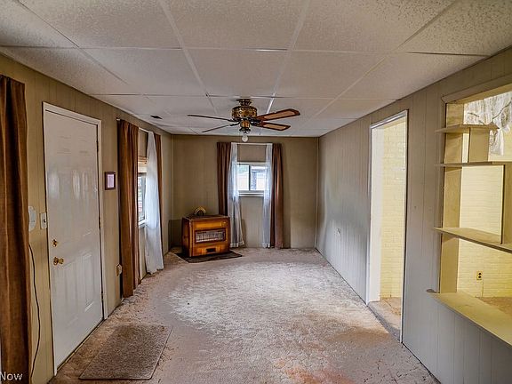 4th image of 4423 12th Ave