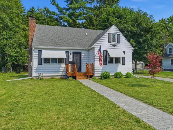 26 Ziegler Avenue, Poughkeepsie, NY 12603