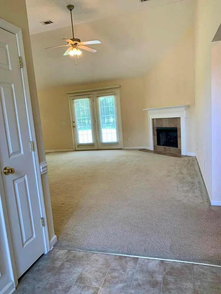 7 Bass Rock Ct — Photo 3