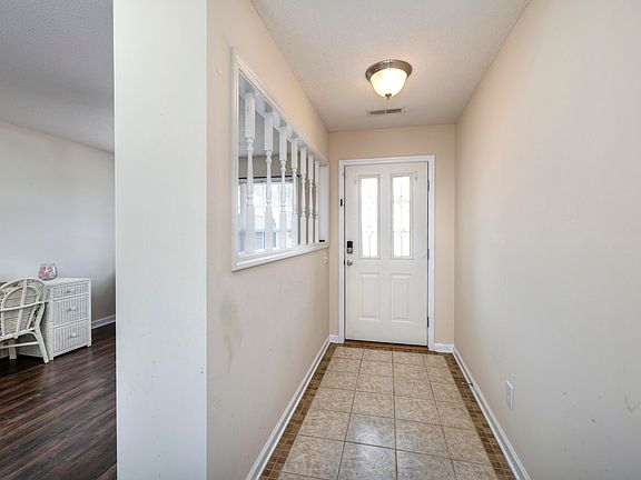 4th image of 335 Edenwood Dr