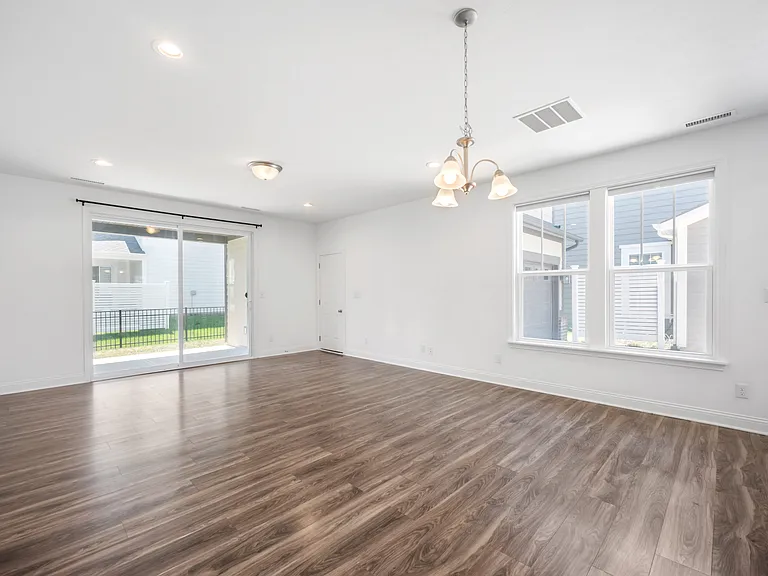 7003 Pickett Pl — Photo 6