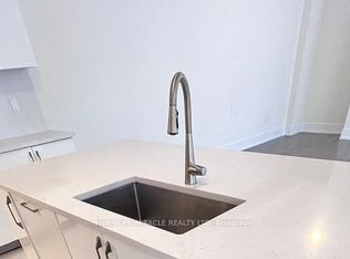 3326 Millicent Ave, Oakville, ON L6H 0Z8
