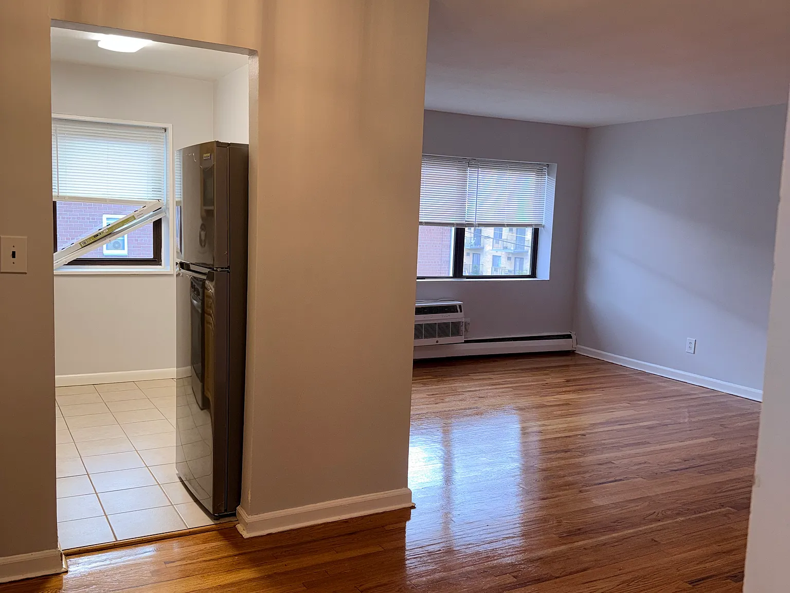 2 bed, $2,400 — Photo 2