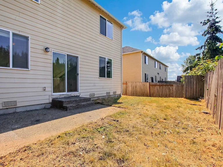 586 Beaver Blvd #A — Photo 29