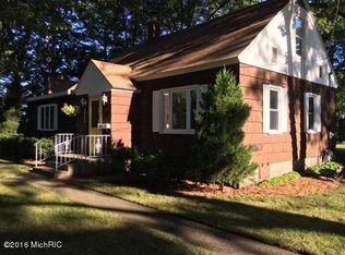 2212 Curtis Ave, Muskegon, MI 49445