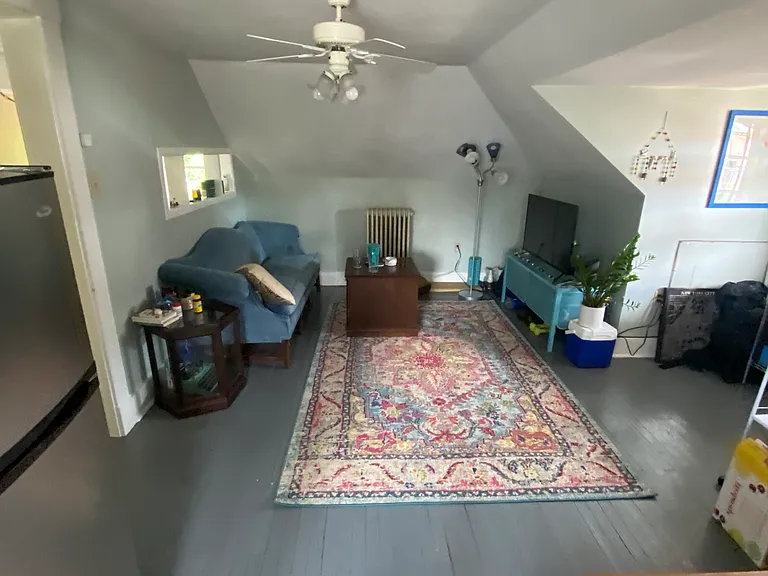 256 S Evaline St #4 — Photo 3