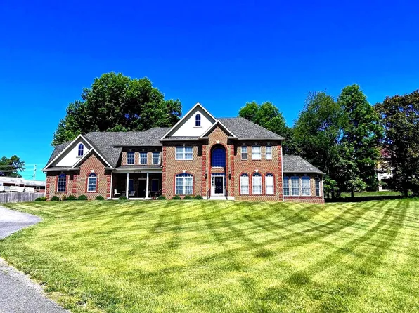 25106 Highland Manor Ct, Laytonsville, MD 20882