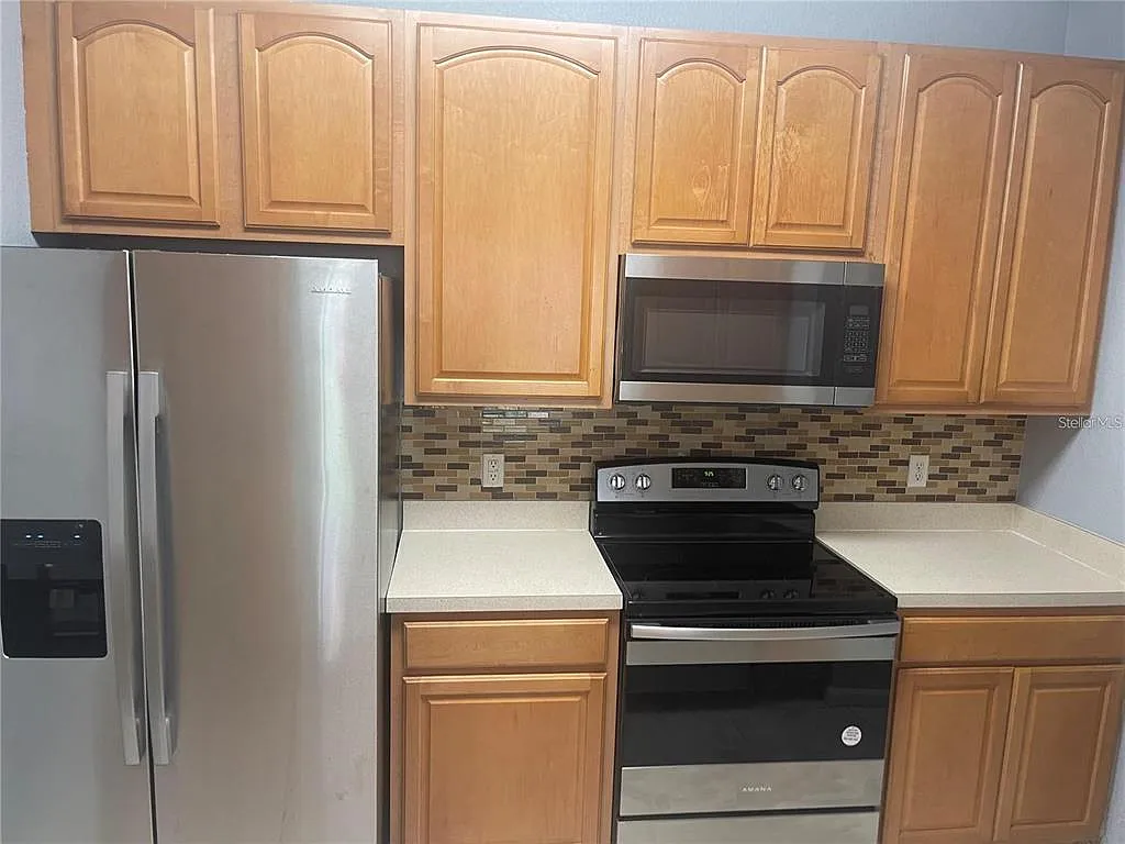 2 bed, 2.0 bath, 1112 sqft, $1,750 — Photo 3