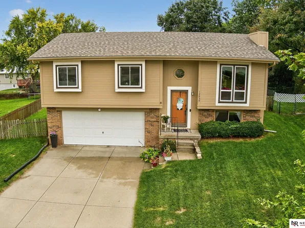 12959 Redman Cir, Omaha, NE 68164