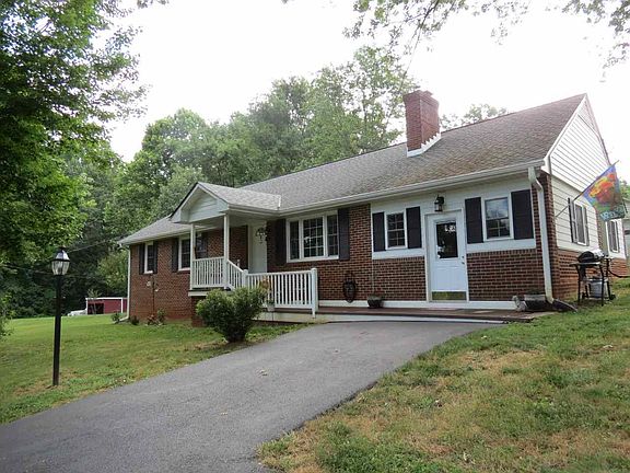 3rd image of 597 Crozet Ave