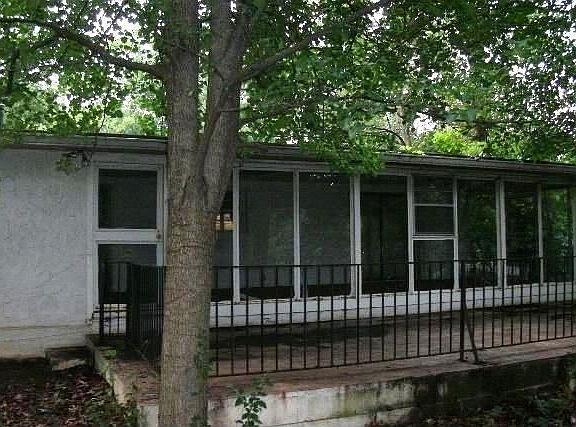2nd image of 3209 Darlington Oak Dr