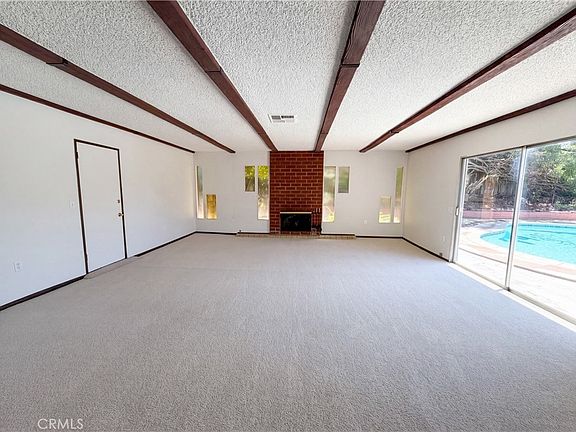 3rd image of 5947 Arden Ave