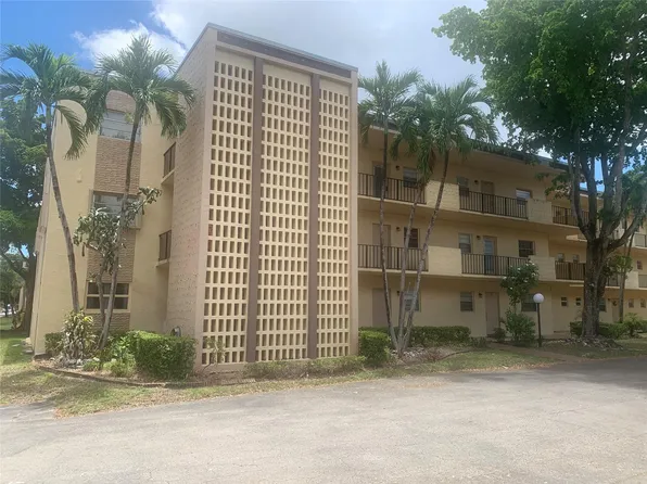 351 Cambridge Road #101, Hollywood, FL 33024
