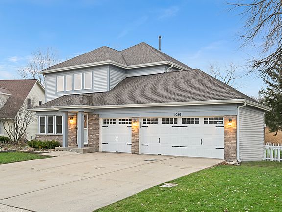 3rd image of 1056 White Pine Dr