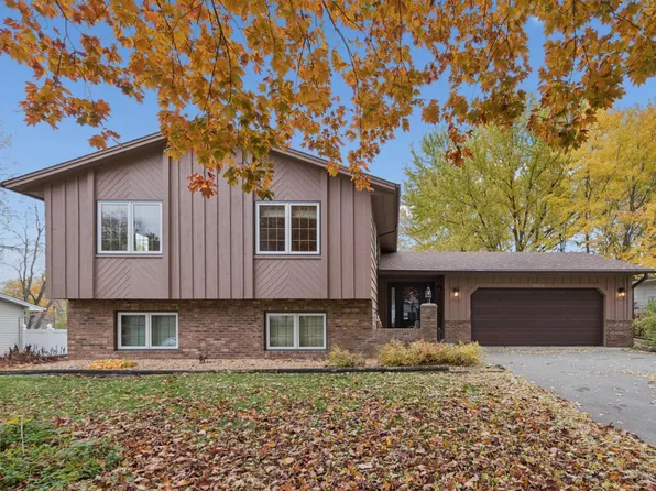 20856 Iran Ave, Lakeville, MN 55044
