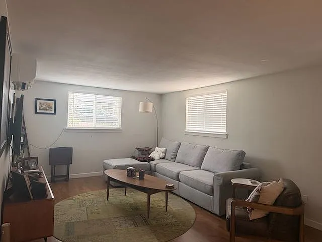 2 bed, 1326 sqft, $2,500 — Photo 4