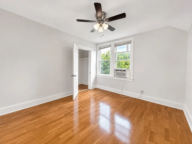 1830 N Mozart St #2 — Photo 5