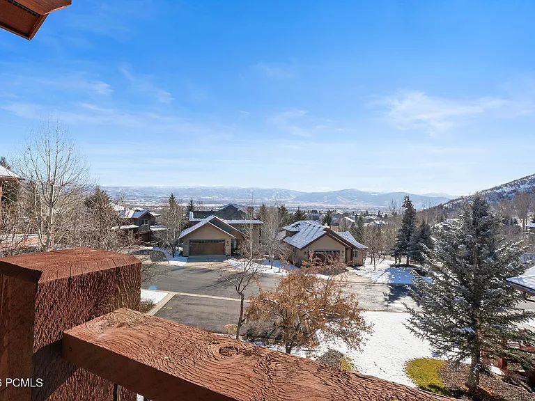 1239 W Links Dr — Photo 34