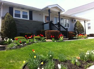 225 Nesbitt St, Larksville, PA 18651