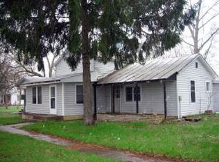 W5934 Main St, Packwaukee, WI 53953