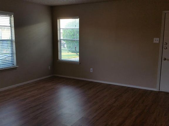 5th image of 3734 Lott Ave APT 4