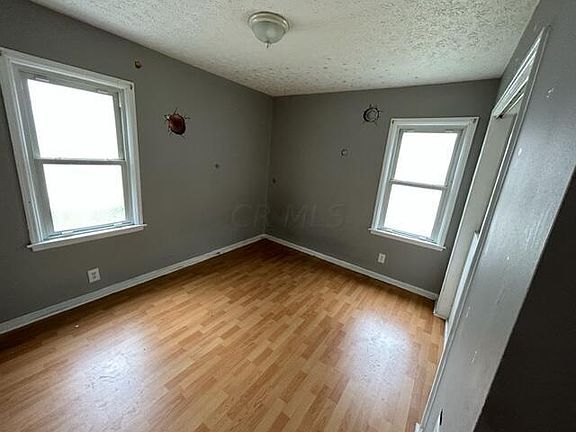 5th image of 885 Westphal Ave