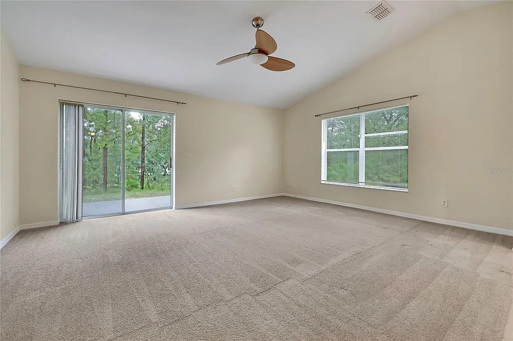 2 bed, 2.0 bath, 1058 sqft, $1,595 — Photo 2