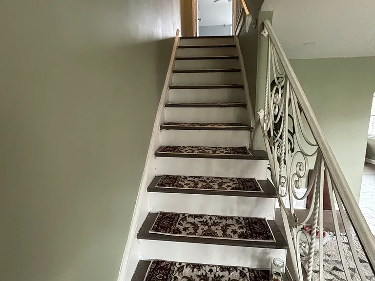 1105 Bryan St — Photo 11
