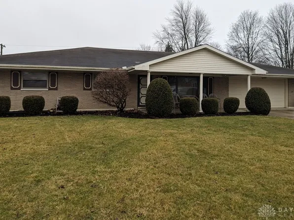 247 Dogwood Dr, Greenville, OH 45331