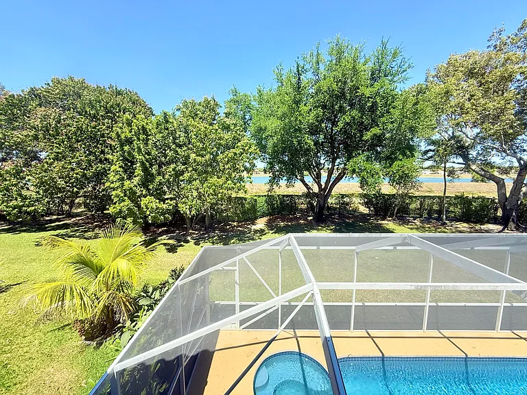 10875 Old Bridgeport Ln — Photo 11
