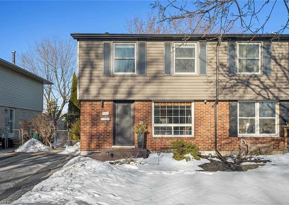 1st image of 434 B Dunvegan Dr