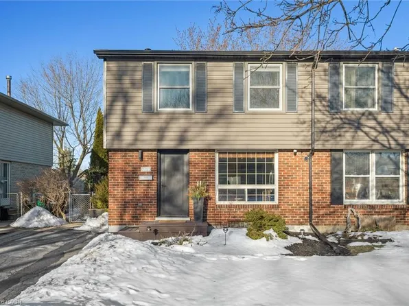 434 B Dunvegan Dr, Waterloo, ON N2K 2C7