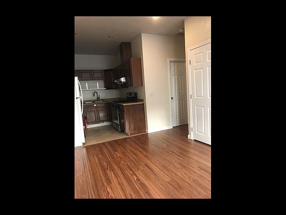 5th image of 21073 Gardena Dr