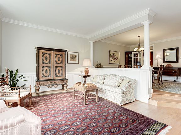 2nd image of 105 Gresham Pl