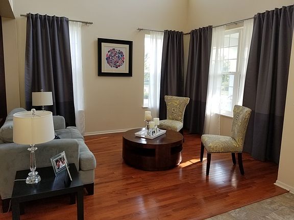 4th image of 354 Shadow Hill Dr