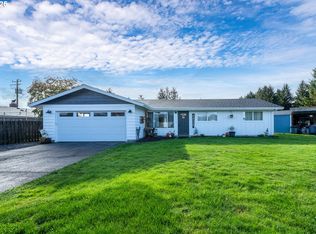 4009 Filbert St, Tillamook, OR 97141