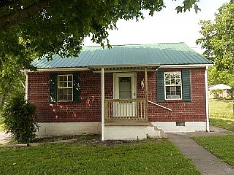 2nd image of 5012 Fennel Rd