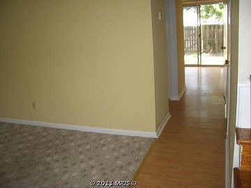 5th image of 329 Clay St