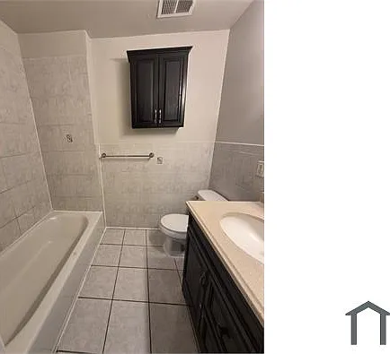 3 bed, $2,250 — Photo 2
