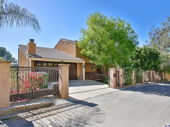 5151 Baza Ave, Woodland Hills, CA 91364