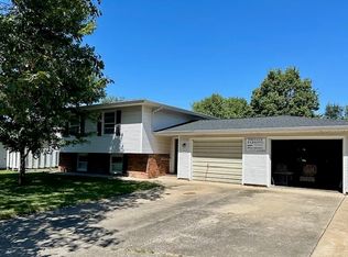 706 E Colorado Ave #B, Urbana, IL