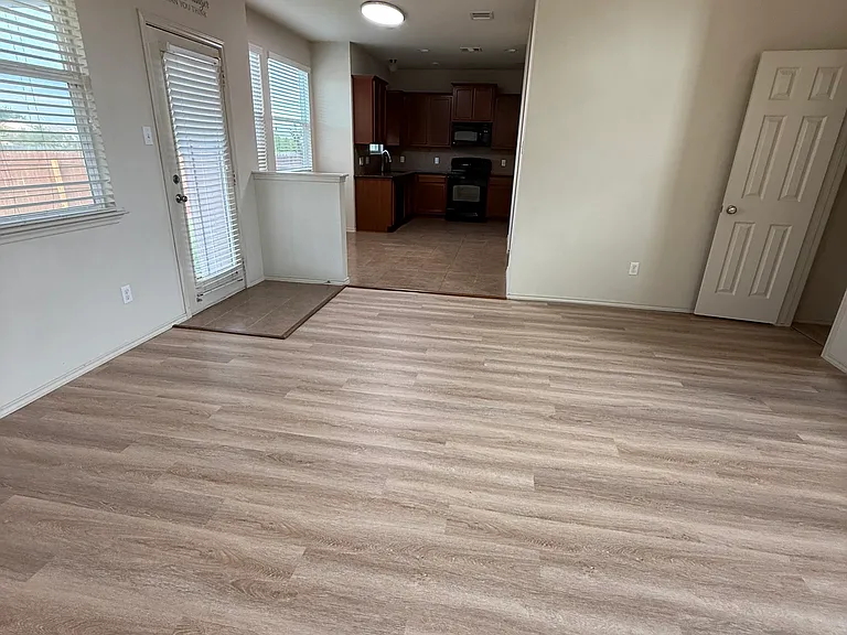 248 Coal Dr — Photo 16