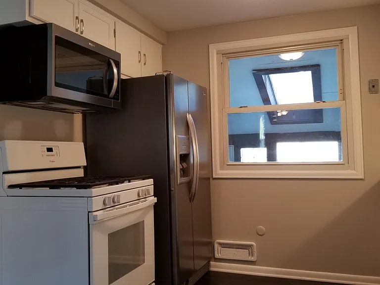 9525 Wehrle Dr #1 — Photo 11