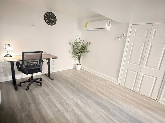 4th image of 4415 38th St