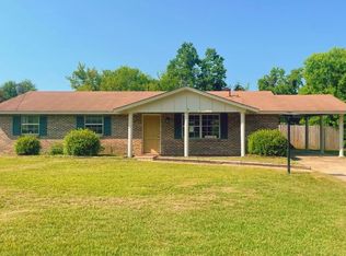 106 Country Club Dr, Prattville, AL 36067