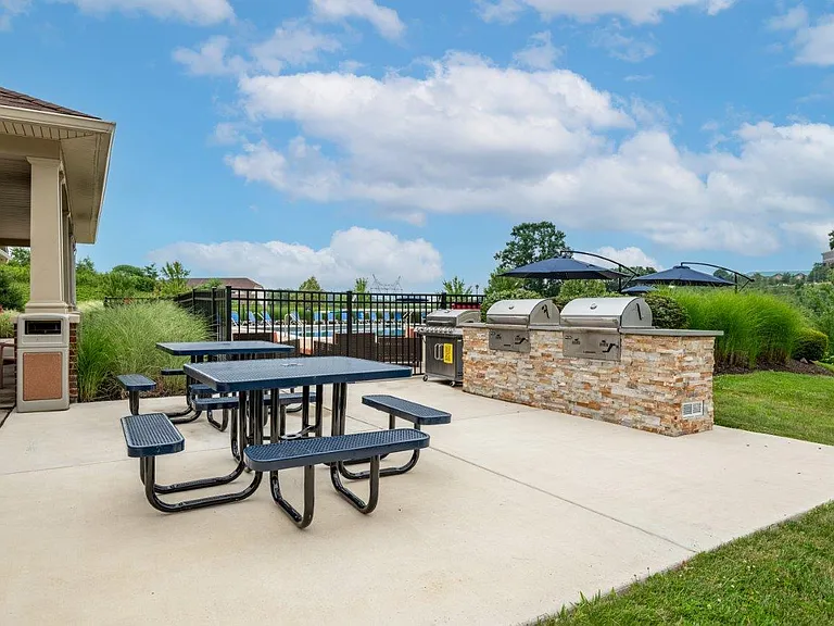Reserve at Southpointe Apartment Homes — Photo 22