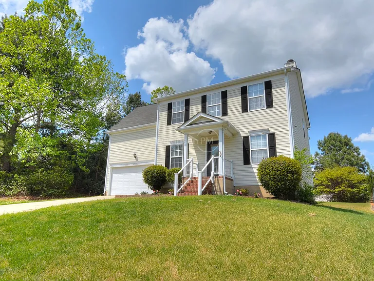 10420 Yellow Rose Ln — Photo 2