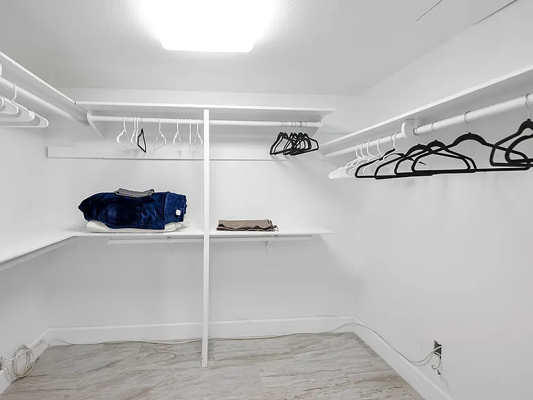 8095 E Via Del Desierto — Photo 28