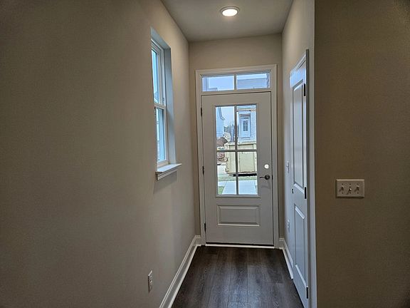 411 W Stonehaus Crossing, Homesite 11 Interior Image 4