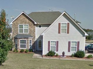 107 Laughlin Dr, Locust Grove, GA 30248